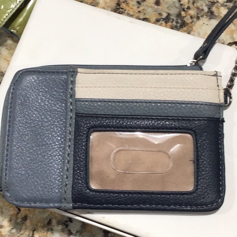 The Sak Iris Card Wallet Navy NWOT - Picture 4 of 4